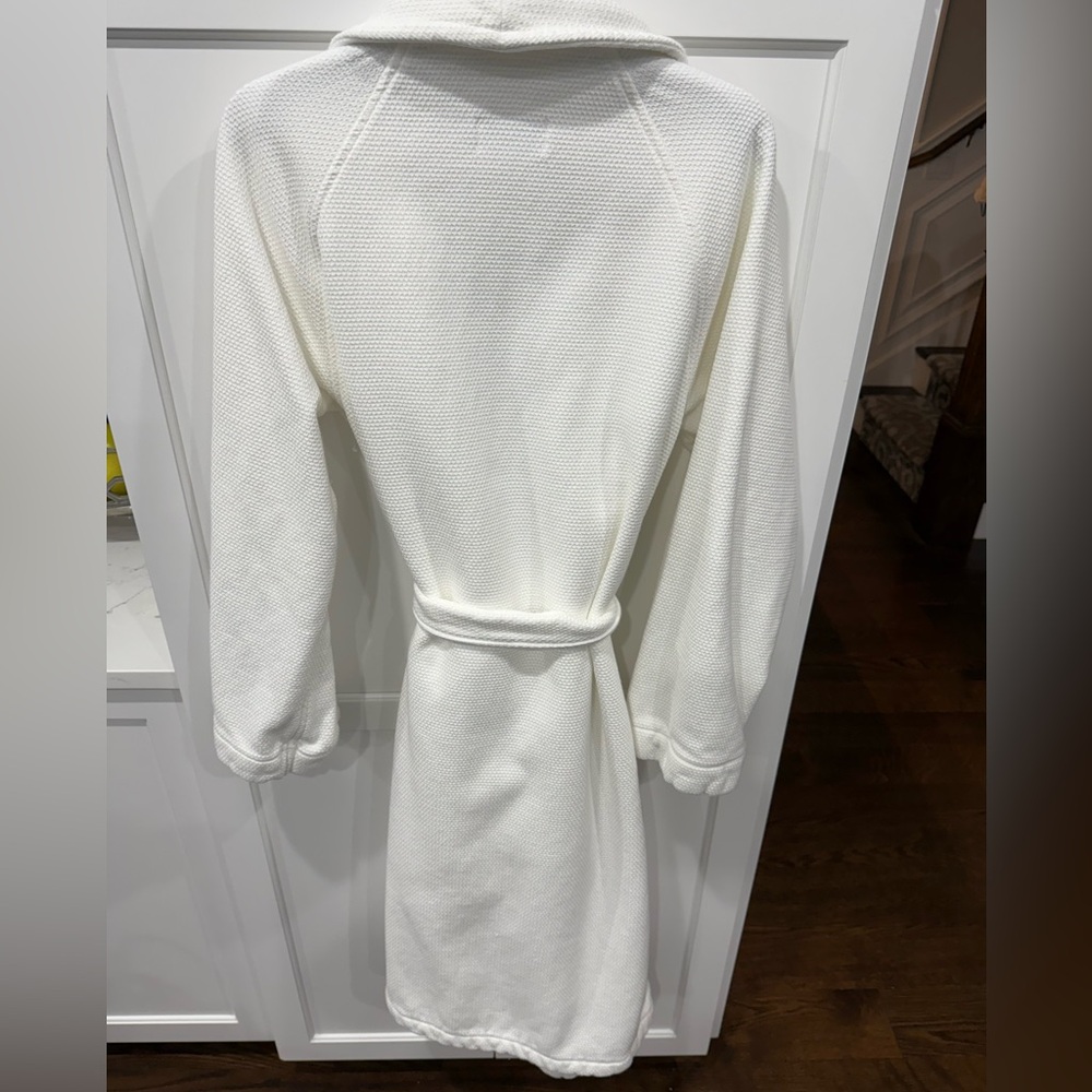 MATOUK NEW Size Small WAFFLE ROBE - WHITE - Picture 9 of 10